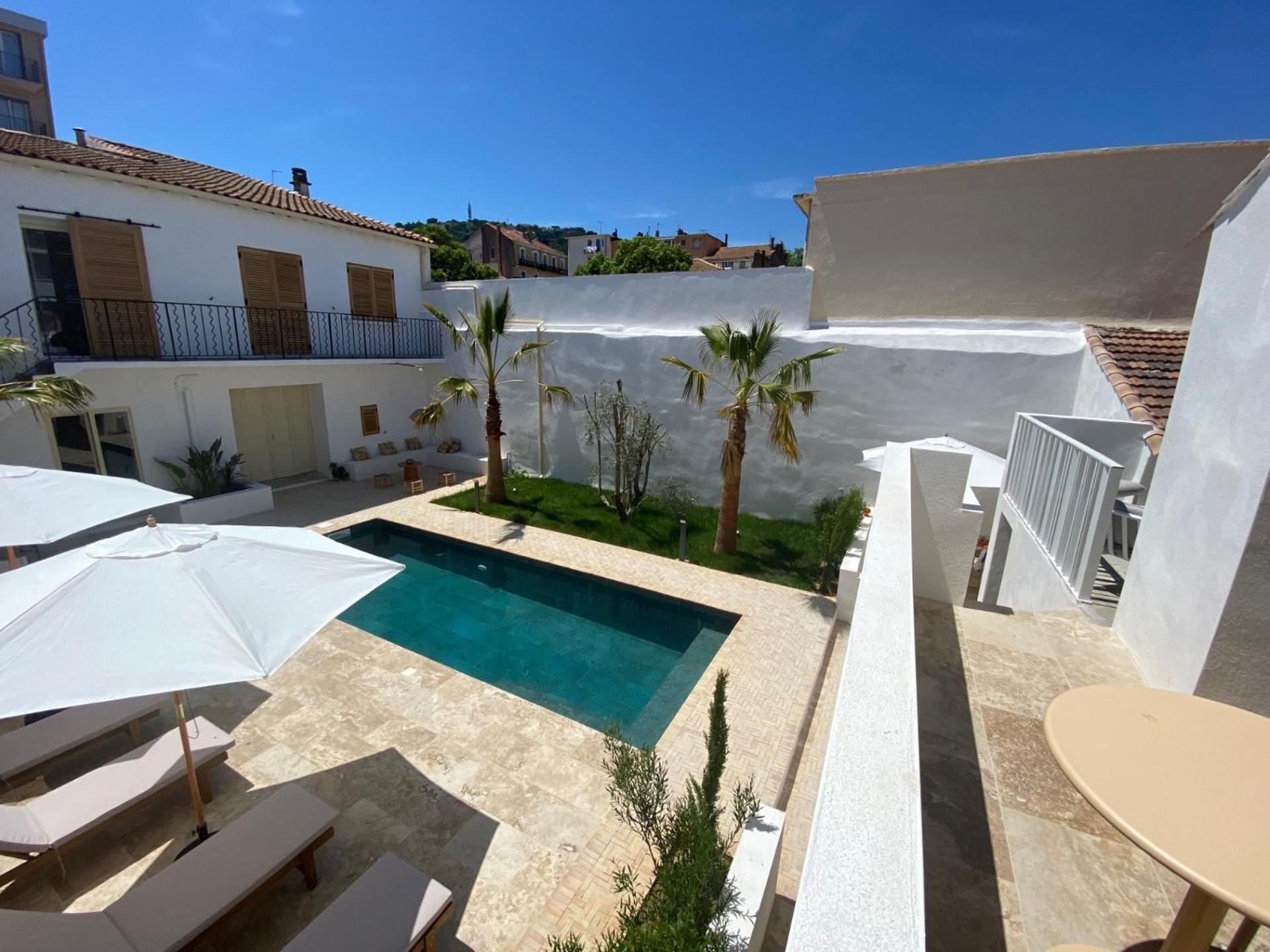 La Maison De Ville - Piscine - Spa Sete Exterior photo