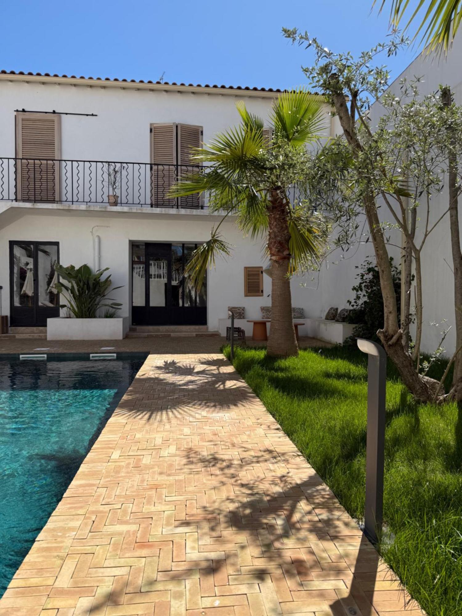La Maison De Ville - Piscine - Spa Sete Exterior photo